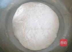 葱花饼的做法图解1