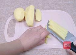 椒盐味的烤薯条的做法图解1