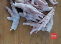 啤酒卤鸡爪的做法图解1