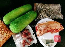 木耳红枣花生牛腱汤的做法图解2