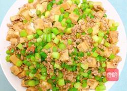 蒜苔香干炒肉末的做法图解6