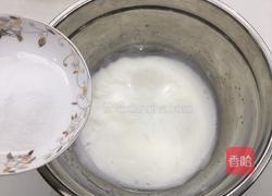 草莓瑞士蛋糕卷的做法图解8