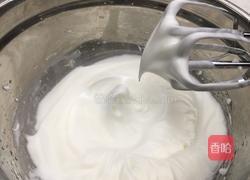 草莓瑞士蛋糕卷的做法图解9