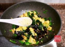 菠菜木耳炒鸡蛋的做法图解14