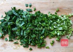 炒春季时令小土豆的做法图解4