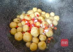 炒春季时令小土豆的做法图解9