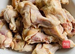麻辣红烧鸡翅根的做法图解1