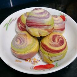 彩虹芋泥蛋黄酥的做法[图]