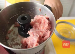煮一锅小白菜丸子汤，有菜有肉还有汤的做法图解1