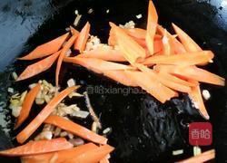 清炒芹菜之青涩的做法图解2