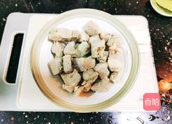 红烧萝卜炖牛腩的做法图解2