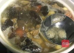 羊肚菌排骨汤的做法图解5
