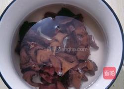 蘑菇炒尖椒的做法图解6