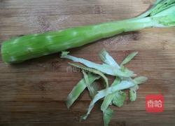 莴笋炒鸡蛋的做法图解2