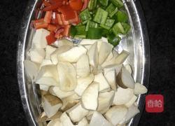 杏鲍菇炒肉片的做法图解1