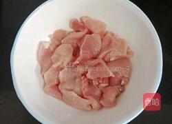 西葫芦炒肉的做法图解1