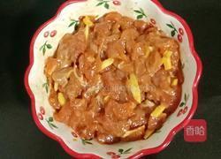 牛肉粒炒豌豆的做法图解3