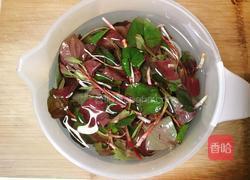 折耳根拌胡豆的做法图解1