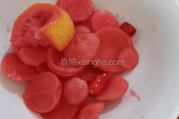 柠檬腌樱桃萝卜