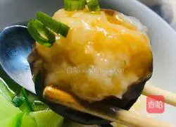 Illustration of how to make the mushroom and fish ball box 10