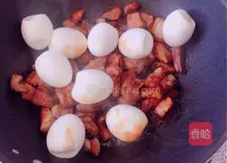 Illustration of how to cook meat and eggs 5