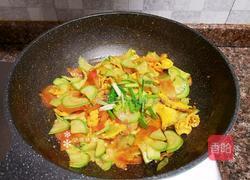 番茄炒西葫芦的做法图解13