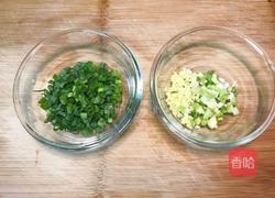 槐花肉未炒饭的做法图解2