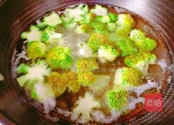 西兰花炒虾的做法图解4