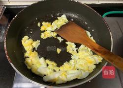 西葫芦鸡蛋锅贴的做法图解4