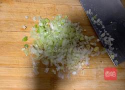 西葫芦鸡蛋锅贴的做法图解6