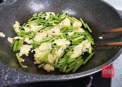 蒜苔炒鸡蛋的做法图解12
