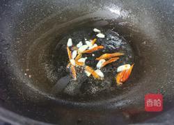 小麦芹炒牛肉的做法图解8