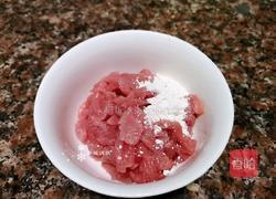 西葫芦炒木耳的做法图解3