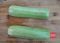 番茄炒西葫芦的做法图解2