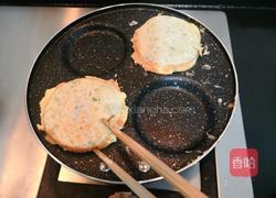 西芹鸡蛋小饼的做法图解12