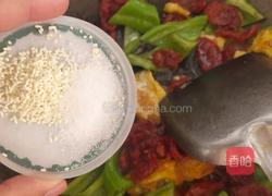 腊肠炒青椒的做法图解9