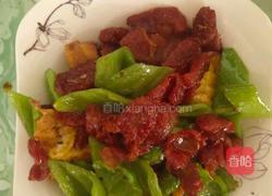 腊肠炒青椒的做法图解11