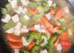 苦瓜豆腐胡萝卜的做法图解8