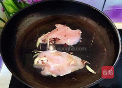 麻辣凉拌鸡丝的做法图解1