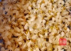 槐花鸡蛋饼的做法图解2