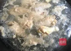 Illustration of how to make Coke chicken wings and chicken legs 3