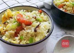 西芹虾仁蛋炒饭的做法图解8