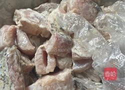 糍粑鱼块的做法图解3