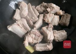 胡萝卜玉米山药排骨汤的做法图解9