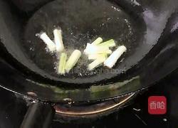 香菇虾仁汤的做法图解4