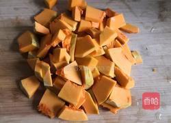 南瓜小米粥的做法图解2