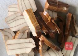 白菜辣椒豆腐干的做法图解2