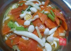 海鲜菇炒胡萝卜的做法图解6