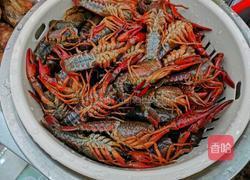 蒜蓉香辣小龙虾的做法图解1