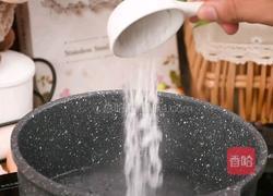 超高颜值的星空鲜奶冻4步就能简单搞定的做法图解1